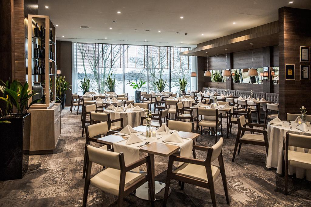 Grandhotel Tiffi Илава Экстерьер фото
